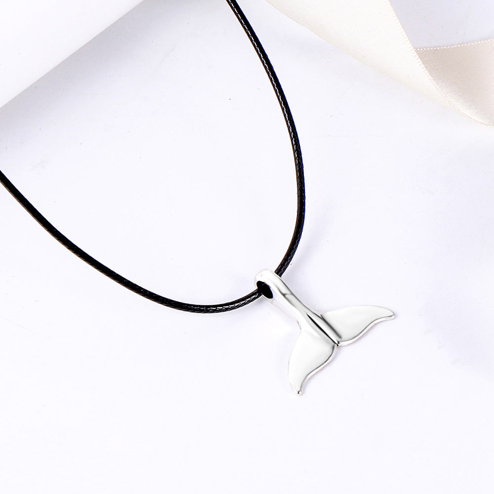 WHALE SILVER NECK