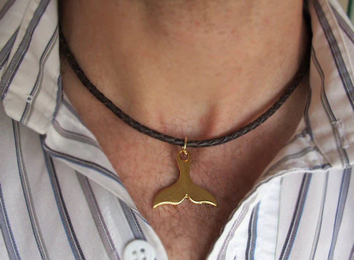 WHALE SILVER NECK