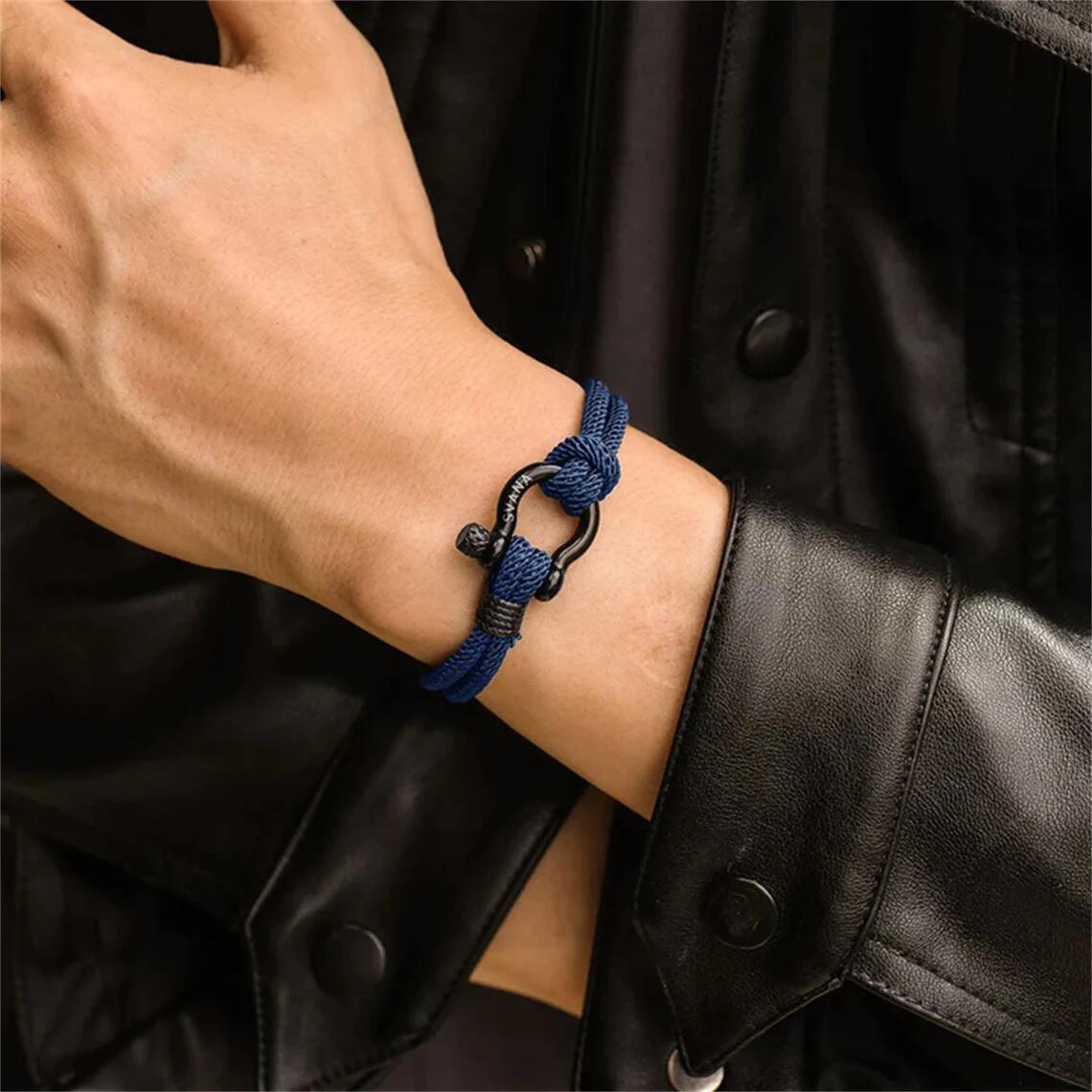BLACK SHACKLE
